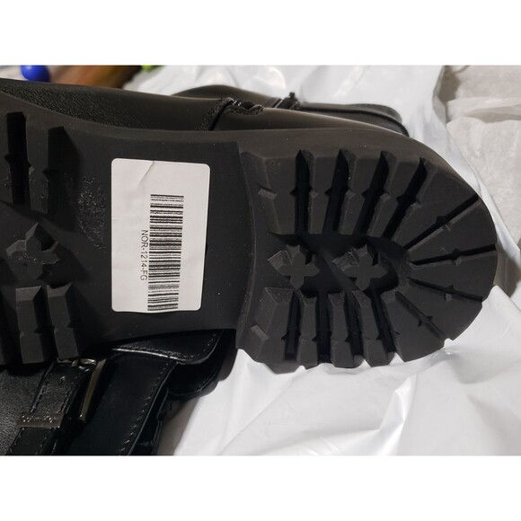 Calvin Klein Kalonie 2 Black Ankle Boots Size 10M NEW No Box - Picture 13 of 16